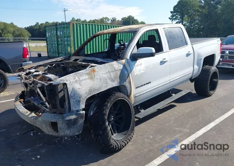 2018 Chevrolet Silverado 1500 2Lt из США, поврежденный, VIN 3GCUKREC9JG341509